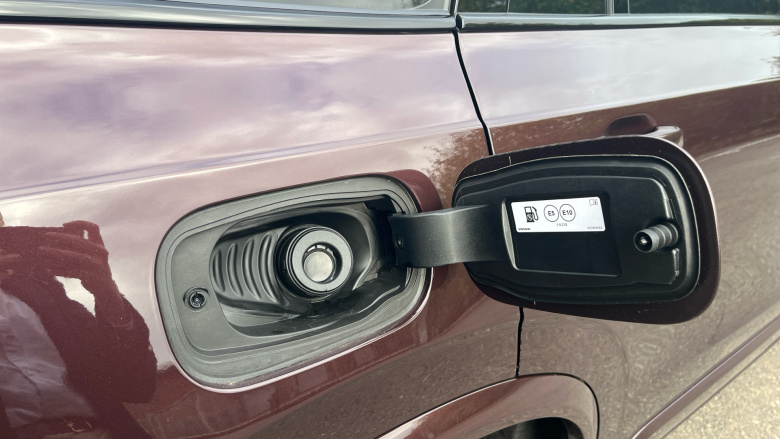 Volvo XC90 2.0 T8 PHEV Ultra Dark 5dr AWD Geartronic Estate